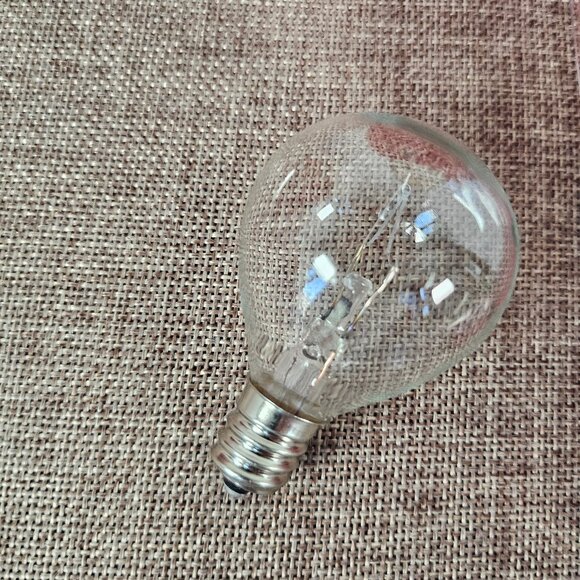 Tuscany Candle Santa With Holly Fragrance Melt Warmer Limited Edition - Picture 11 of 13